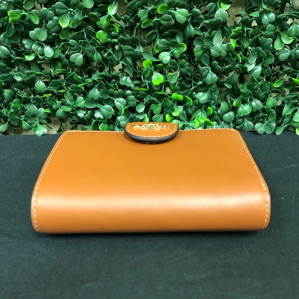 Coach Medium Corner Zip Wallet - Picture 5 of 11